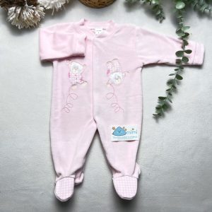 DA605FE7-CAB7-4CF2-B41D-FD6BD2FF4AC8