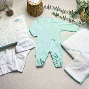 Kit 1ª Roupinha Pintinhas Verde Água (Primavera)