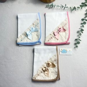 Fralda Bordado Inglês com Laço Grande